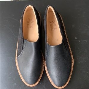 NATURALIZER FLATS